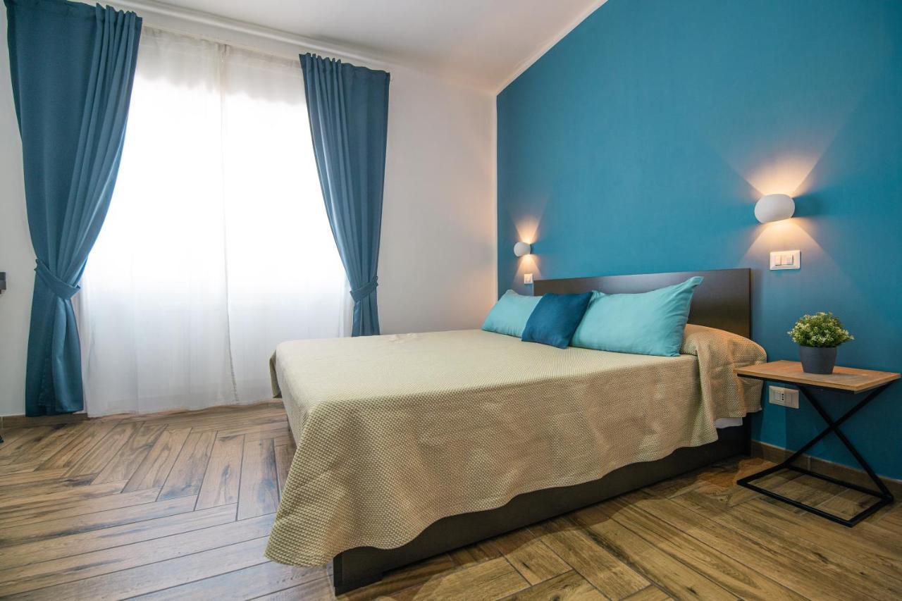 مبيت وإفطار Hub Ferroviario - 12 Posti Letto Per Il Tuo Gruppo A Napoli Con Wifi E Netflix المظهر الخارجي الصورة